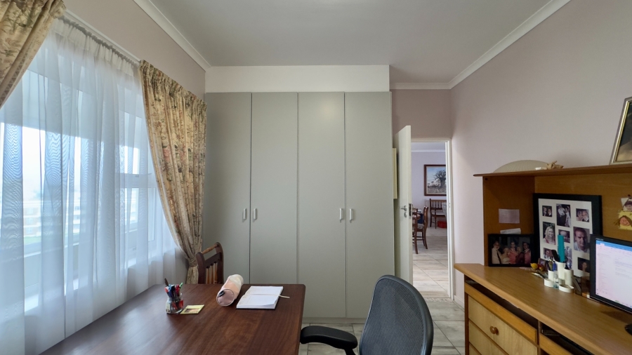 3 Bedroom Property for Sale in Strand South Western Cape